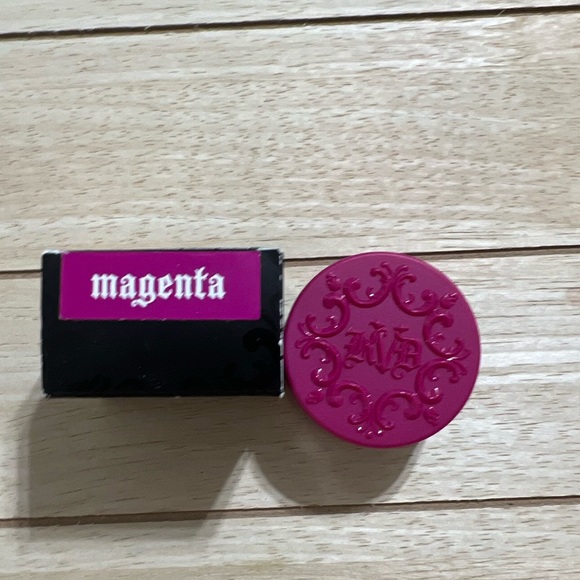 ‼️LAST ONE AVAILABLE‼️ Kat Von D Super Pomade - Picture 4 of 5